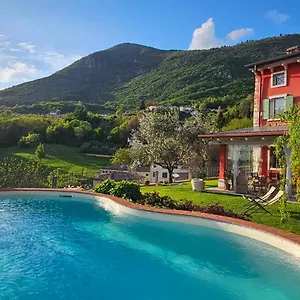  Bed & Breakfast Poggio Caiar